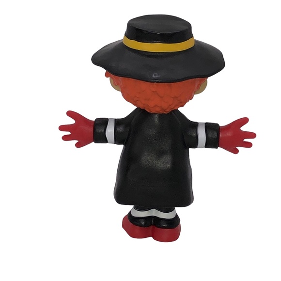 McDonald’s 2022 Adult Happy Meal Hamburglar Toy Cactus Plant-Cake Topper - Picture 6 of 13